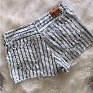 Levi’s stripped denim shorts